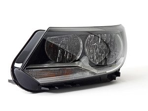 ES#2913337 - 5N0941005C - Halogen Headlight - Left  - Standard factory replacement for driver's side - Genuine Volkswagen Audi - Volkswagen
