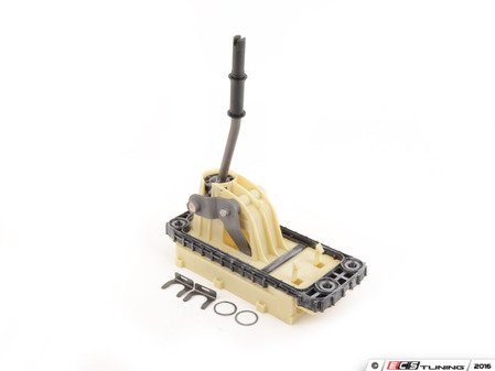 ES#47182 - 25117515463 - Gear Shift Lug - Manual - Connects under the shifter console and shift cables - Genuine MINI - MINI