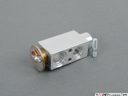 ES#2533925 - 1408300484 - A/C Expansion Valve - Located where the refrigerant lines connect to the evaporator. - URO - Mercedes Benz