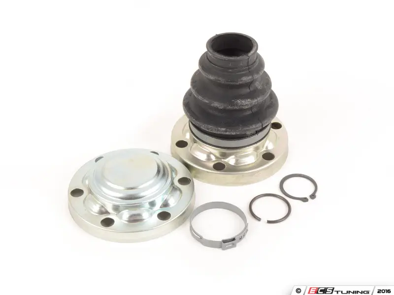S333ページ Genuine BMW - 33213421366 - RUBBER BOOT (33-21-3-421-366)