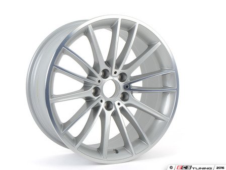 ES#2584126 - 36116851076 - 19" V Spoke Style 426 Wheel - Priced Each - 19x8.5 ET25 72.6CB - Genuine BMW - BMW