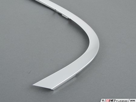 ES#2101047 - 51357182299 - FINISHER WINDOW FRAM - Genuine BMW - BMW