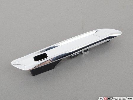 ES#2767653 - 51137336647 - FINISHER, SIDE PANEL, FRONT - Genuine BMW - BMW