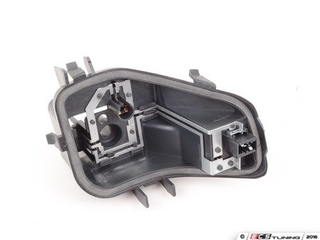 ES#1173283 - 5K0945258 - Outer Tail Light Bulb Holder - Right - Bulb holder for factory non-LED tail lights - Genuine Volkswagen Audi - Volkswagen