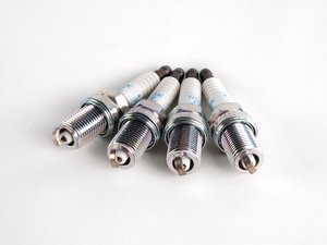 ES#592 - PFR6Q4CYL -  Platinum Spark Plugs - Set Of Four - Factory heat range plugs with platinum cores - NGK - Audi Volkswagen