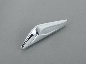 ES#2756307 - 51117338570 - Front Fender Moulding - Right - Chrome trim located on the front right quarter panel. - Genuine BMW - BMW