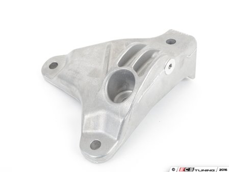 ES#2589988 - 22116777605 - Engine Support Bracket - Left - Connects the engine block to the engine mount. - Genuine BMW - BMW