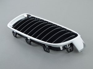 ES#2537345 - 51137255411 - F30 Kidney Grille - Left - Chrome BMW kidney grille - Genuine BMW - BMW