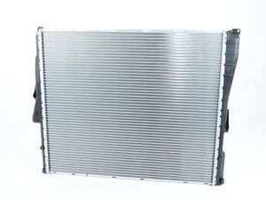 ES#38043 - 17113400013 - Radiator - Automatic - Replacement for a damaged radiator - Genuine BMW - BMW