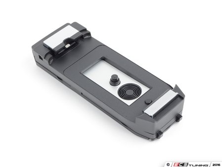ES#2971406 - 84212407464 - Snap-In Adapter - iPhone 6/6S  - (NO LONGER AVAILABLE) - Easily integrate your phone into your car's infotainment system - Genuine MINI - 