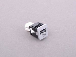 ES#2978861 - 84109368857 - USB SOCKET - Genuine BMW - BMW
