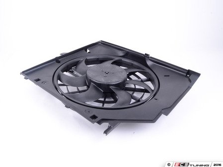 ES#2709388 - 17117561757 - Auxiliary Cooling Fan Assembly - Cooling fan mounted behind the radiator - URO - BMW