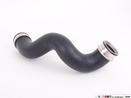 ES#2885672 - 3B0145834N - Boost Hose - Connects to intercooler - Vaico - Volkswagen