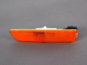 ES#11038 - 3B0945072 - Bumper Side Marker - Right - Restore the look of your vehicle with new side markers - Genuine Volkswagen Audi - Volkswagen