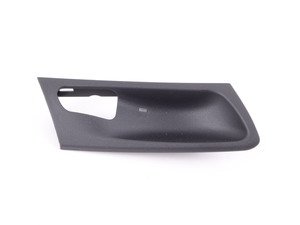 ES#98600 - 51416973736 - Front Door Handle Cup - Right - Replace your damaged door panel trim - Genuine BMW - BMW
