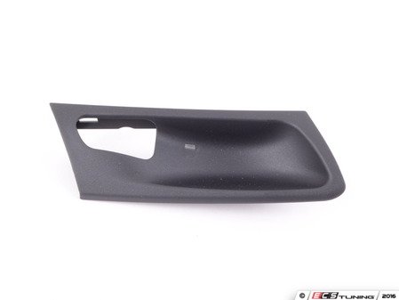 ES#98600 - 51416973736 - Front Door Handle Cup - Right - Replace your damaged door panel trim - Genuine BMW - BMW