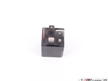 ES#2898640 - 3D0951253A - Power Supply Relay/Starter Relay (J682) - Supplies battery voltage for engine start - Vemo - Audi Volkswagen