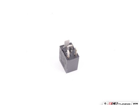 ES#2702976 - 0025428319 - Relay - Priced Each - Keep your electrical system functioning properly with working relays - Hella - Mercedes Benz
