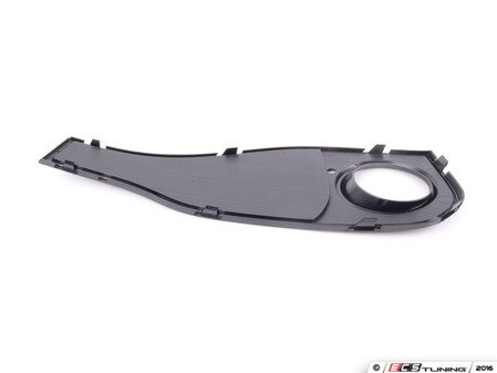 ES#2727669 - 51117294686 - CLOSED GRID, RIGHT - Genuine BMW - BMW