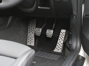 ES#3176002 - 6103-19011 - Aluminum Dead Pedal - (NO LONGER AVAILABLE) - The perfect complement to aluminum pedal covers - 3D Design - 