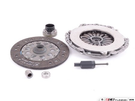 ES#2695535 - 21207528210 - Clutch Kit - (NO LONGER AVAILABLE) - Includes clutch disc, pressure please, and throwout bearing - LUK - 