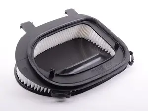 Engine air filter 