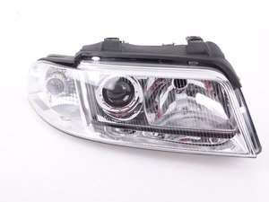 ES#3184340 - 1325103VSD1 - European Xenon Headlight Housing - Right *Scratch And Dent* - (NO LONGER AVAILABLE) - *Please see description prior to ordering* - Valeo - 