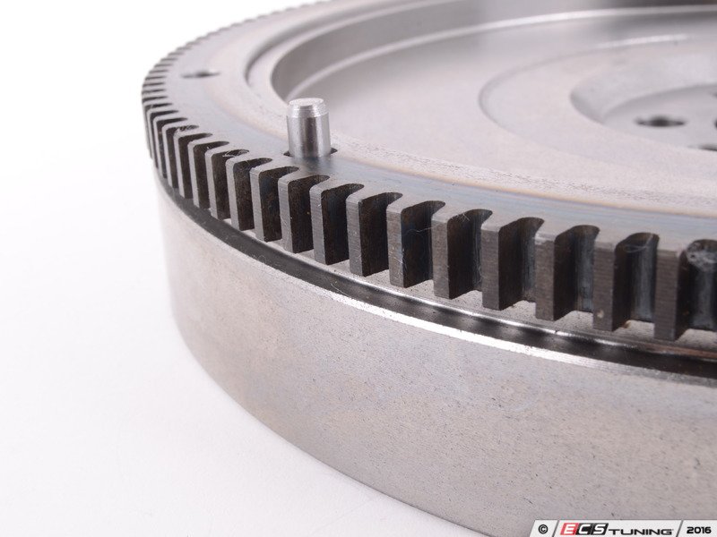 ECS 019767ECS01A ECS Tuning G60 Standard Weight (20.5lb) Steel Fywheel