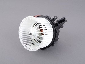 ES#3188065 - 8K1820021C - Blower Motor - Pushes air through the vent system - Nissens - Audi
