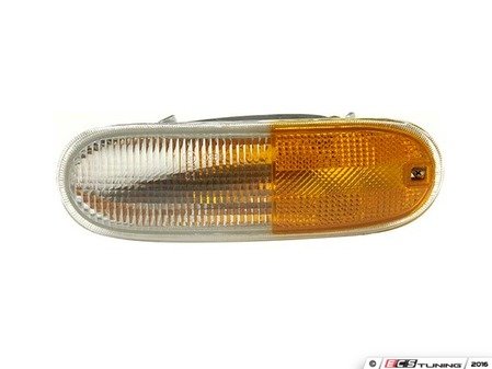 ES#3188570 - 1631227 - Turn Signal Housing - Right - Standard US spec replacement amber lens housing - Dorman - Volkswagen