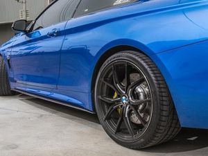 ES#3187817 - 022795ecs05a - M-tech style performance side skirts - Add some aggressive styling to your car - ECS - BMW