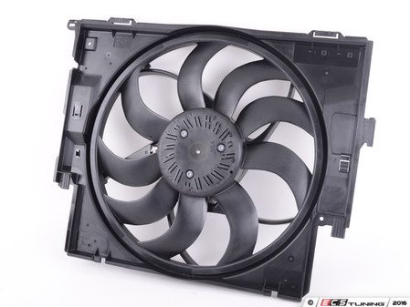 ES#2797838 - 17428641964 - Radiator Fan Housing - Includes fan. 600w - Genuine BMW - BMW