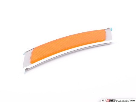 ES#1904197 - 63147203266 - Side marker - right  - Front bumper mounted side marker - Genuine BMW - BMW