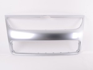 ES#418020 - 7L6853651L3Q7 - Center Grille Surround - Matte Aluminum - Replace your Touareg's cracked or pitted grille surround - Genuine Volkswagen Audi - Volkswagen