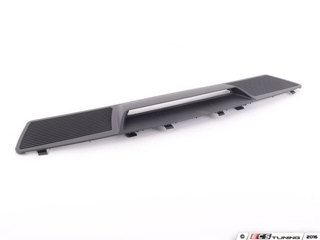 ES#119782 - 51467019032 - Rear Defroster Vents - Located on the rear parcel shelf - Genuine BMW - BMW