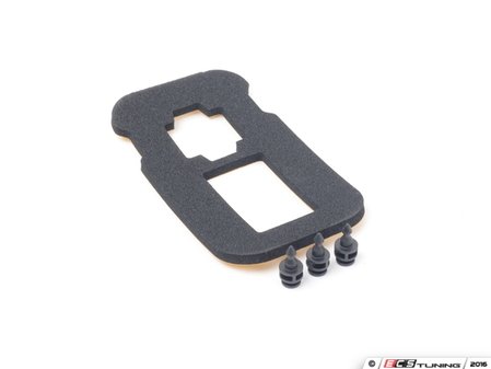 ES#1834678 - 0008208164 - Tail Light Repair Kit - Includes three pins and a gasket - Genuine Mercedes Benz - Mercedes Benz