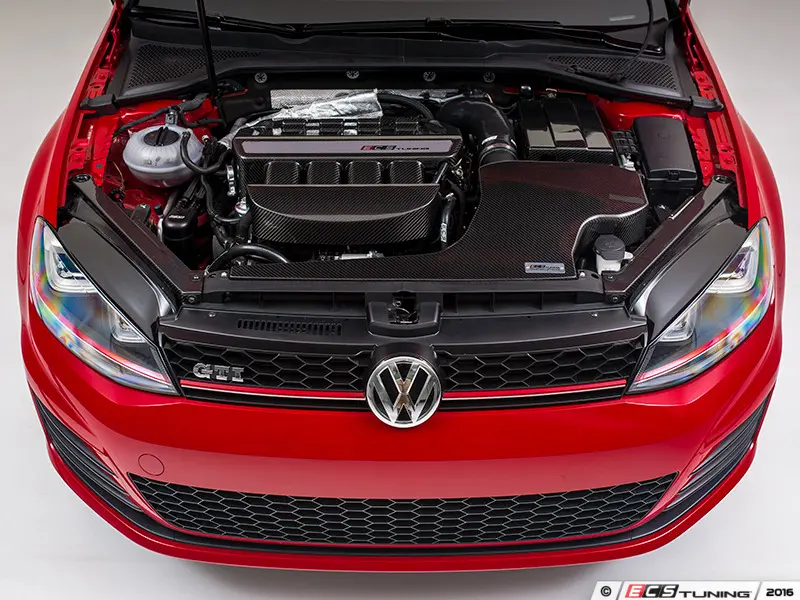 ゴルフ7GTI ECSチューニングエンジンカバー ECS - 015502ECS01 - MK7/8v Gen3 Black Carbon Fiber Engine Cover