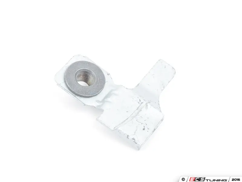 NOMさん専用 Genuine BMW - 31106783592 - CLIP NUT, RIGHT (31-10-6-783-592)