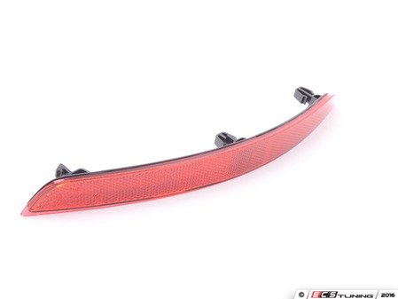 ES#2725931 - 8V5945105A - Rear Reflector - Left - Red plastic reflector mounted on the rear bumper cover - Genuine Volkswagen Audi - Audi