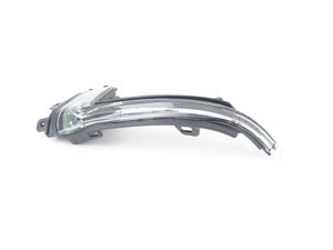 ES#3144007 - 8K0949101D - Turn Signal For Mirror Assembly - Left  - Keep your exterior lights illuminated - Genuine Volkswagen Audi - Audi