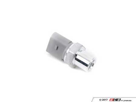 ES#2085410 - 3R0959126 - A/C Pressure Safety Switch - Prevents excess pressure from building within the system - Genuine Volkswagen Audi - Audi