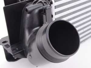 ES#2583937 - 17517823570 - Intercooler - Genuine BMW - BMW