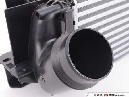 ES#2583937 - 17517823570 - Intercooler - Genuine BMW - BMW