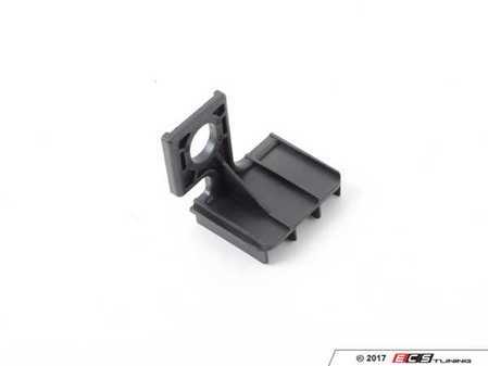 ES#448224 - 8J0805638 - Fender Bracket - Front Position - Right - Used to mount the front fender to the vehicle chassis - Genuine Volkswagen Audi - Audi
