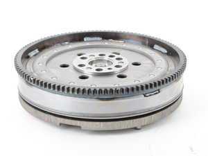ES#3178435 - 21207638307 - Twin mass flywheel  - A stock replacement flywheel - Genuine BMW - BMW