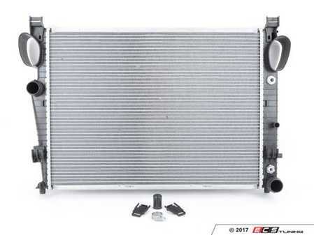 ES#2738343 - 2205000903 - Radiator  - Ensure proper cooling for your engine with a new radiator - Nissens - Mercedes Benz
