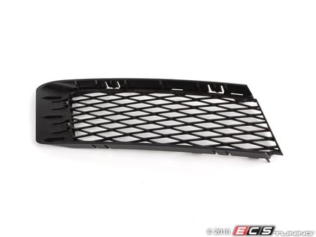 ES#74751 - 51117175312 - Bumper Grille - Right - Black. Located on the lower right portion of the front bumper - Genuine BMW - BMW