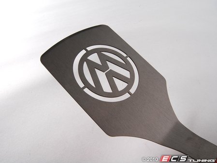 ES#1928391 - 19796 - VW Spatula - (NO LONGER AVAILABLE) - Flip burgers while showing your VW brand loyalty! - DriverGear - 