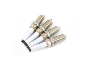 ES#3183966 - 079905626GKT2 -  Performance Spark Plug - Set Of Four  - OE upgrade spark plugs originally found in the Audi RS7. Beru OE# 079905626G / 06K905601M - Beru - Volkswagen