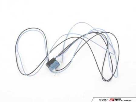 ES#3344704 - 99761317101 - Rear Wing Actuation Microswitch With Pig-Tail Harness - Genuine Porsche - Porsche